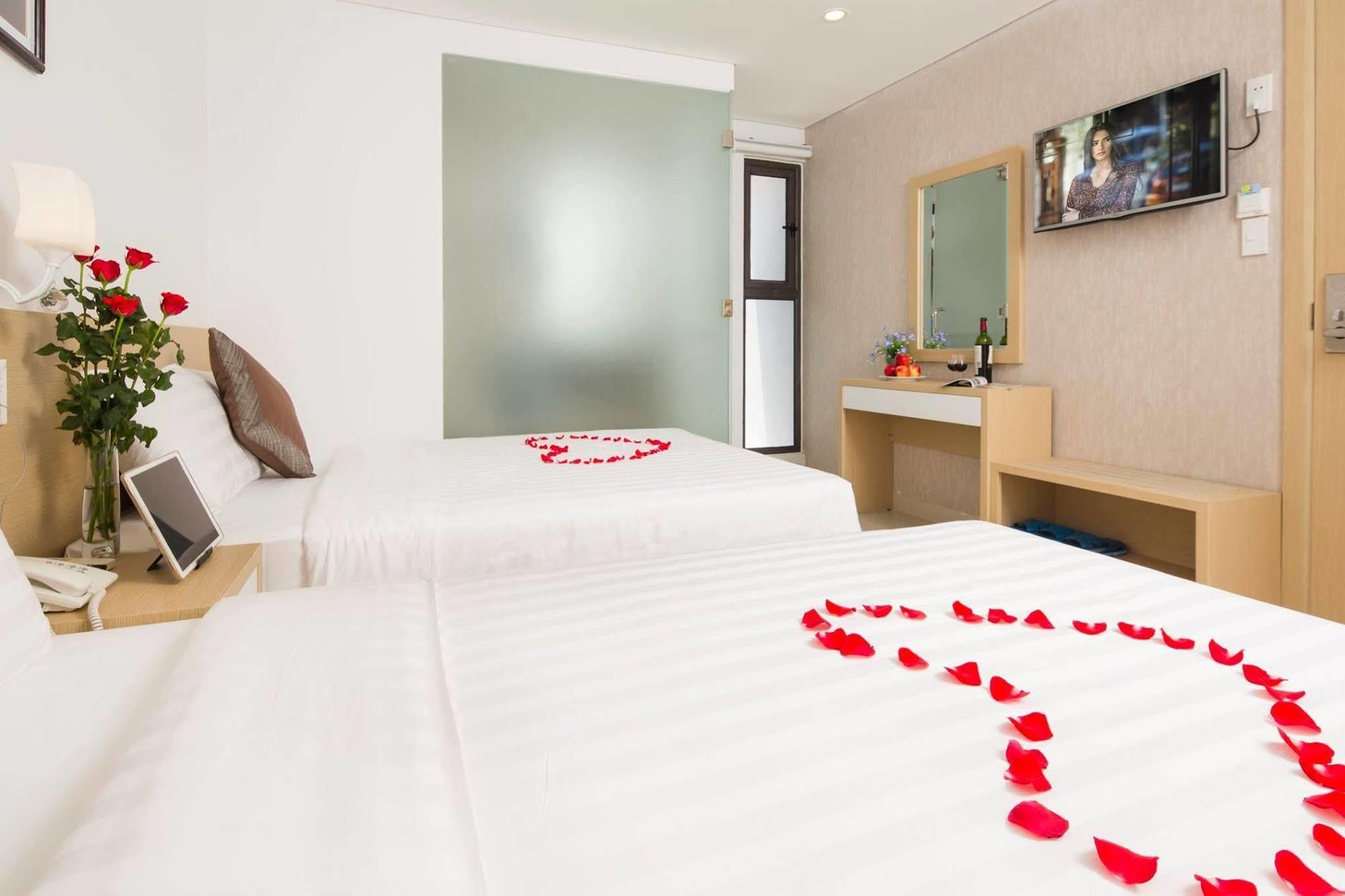 Love Hotel Nha Trang Exterior foto